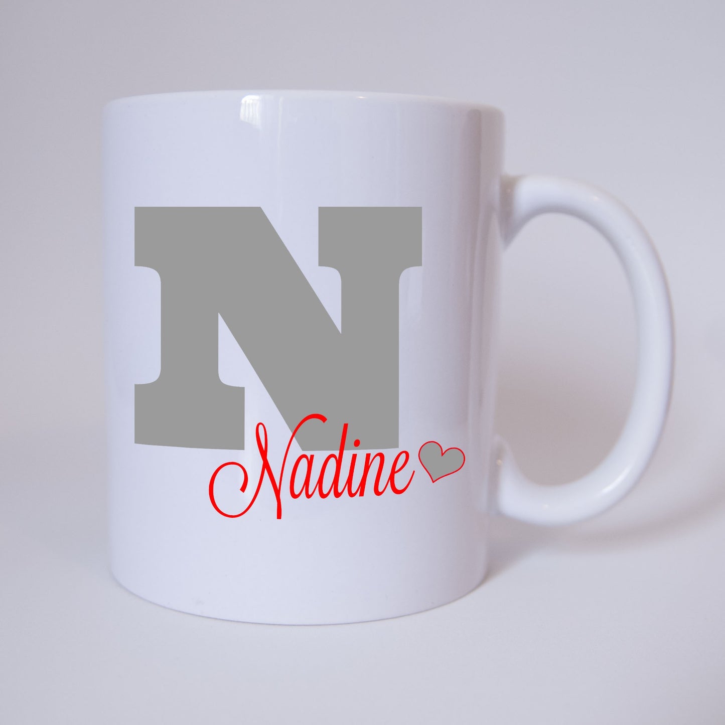 Individuelle Namenstasse Buchstabe N (Grau/Rot)