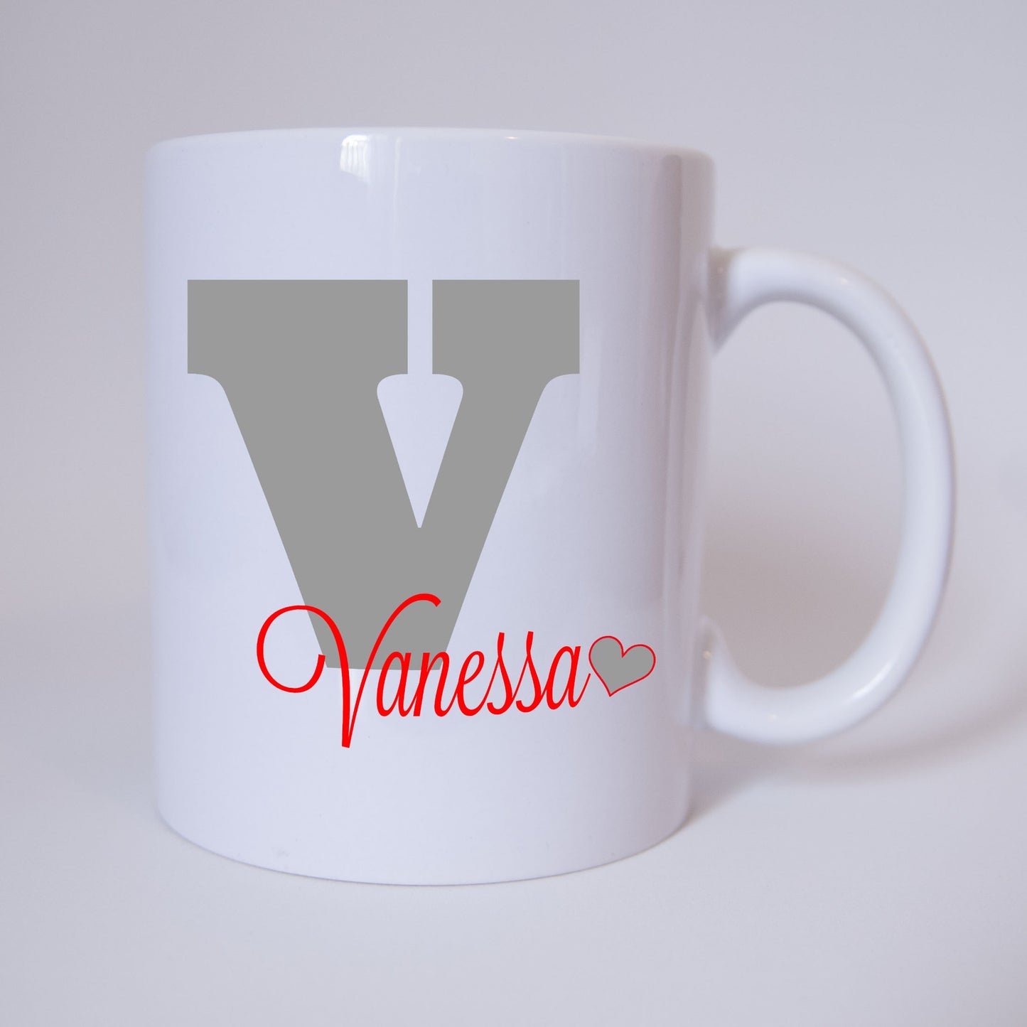 Individuelle Namenstasse Buchstabe V (Grau/Rot)