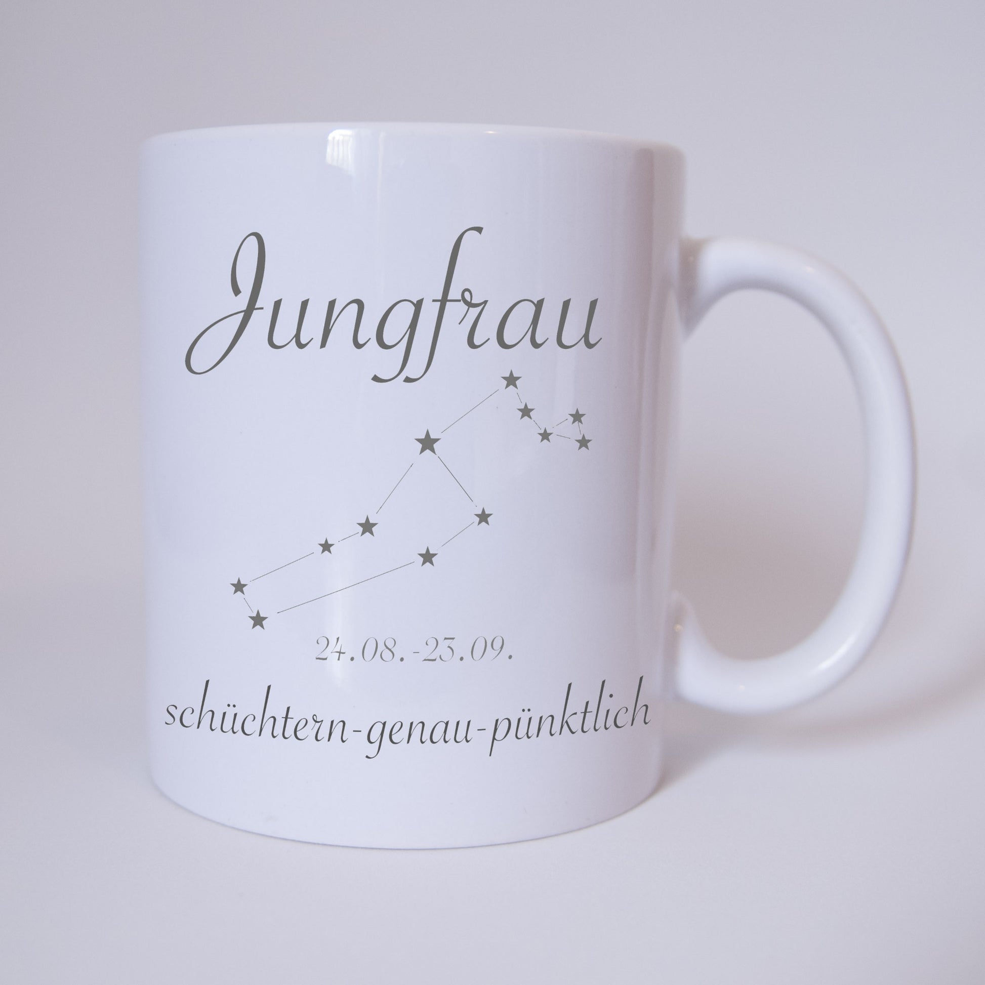 Bandneu ! Sichere dir jetzt für dich selbst oder als Geschenk die einzigartige Sternzeichen Jungfrau Tasse von TassenKing.com