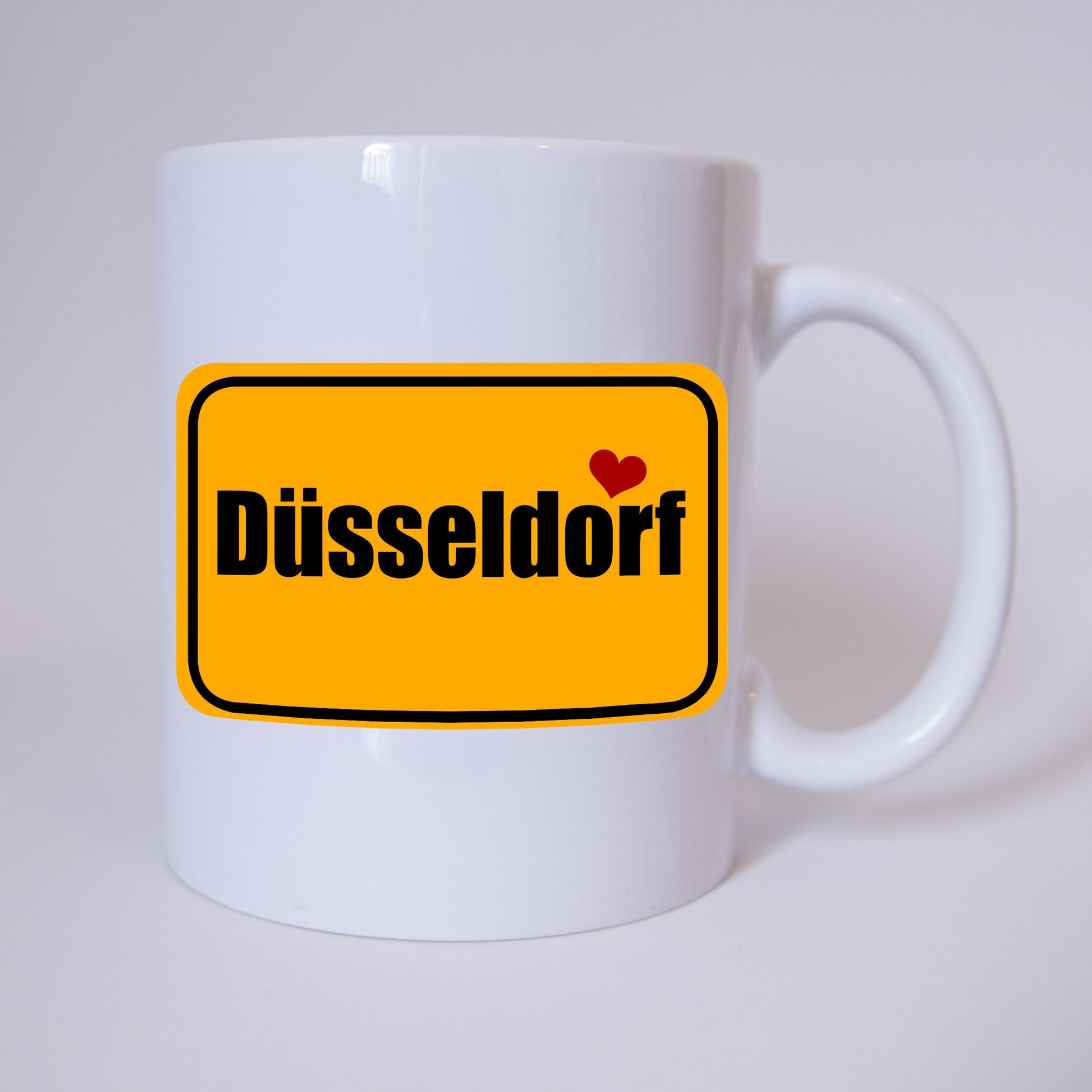 Sichere Dir jetzt deine exklusive "I love Düsseldorf" Tasse... Bandneu bei TassenKing.com - Kaffetasse