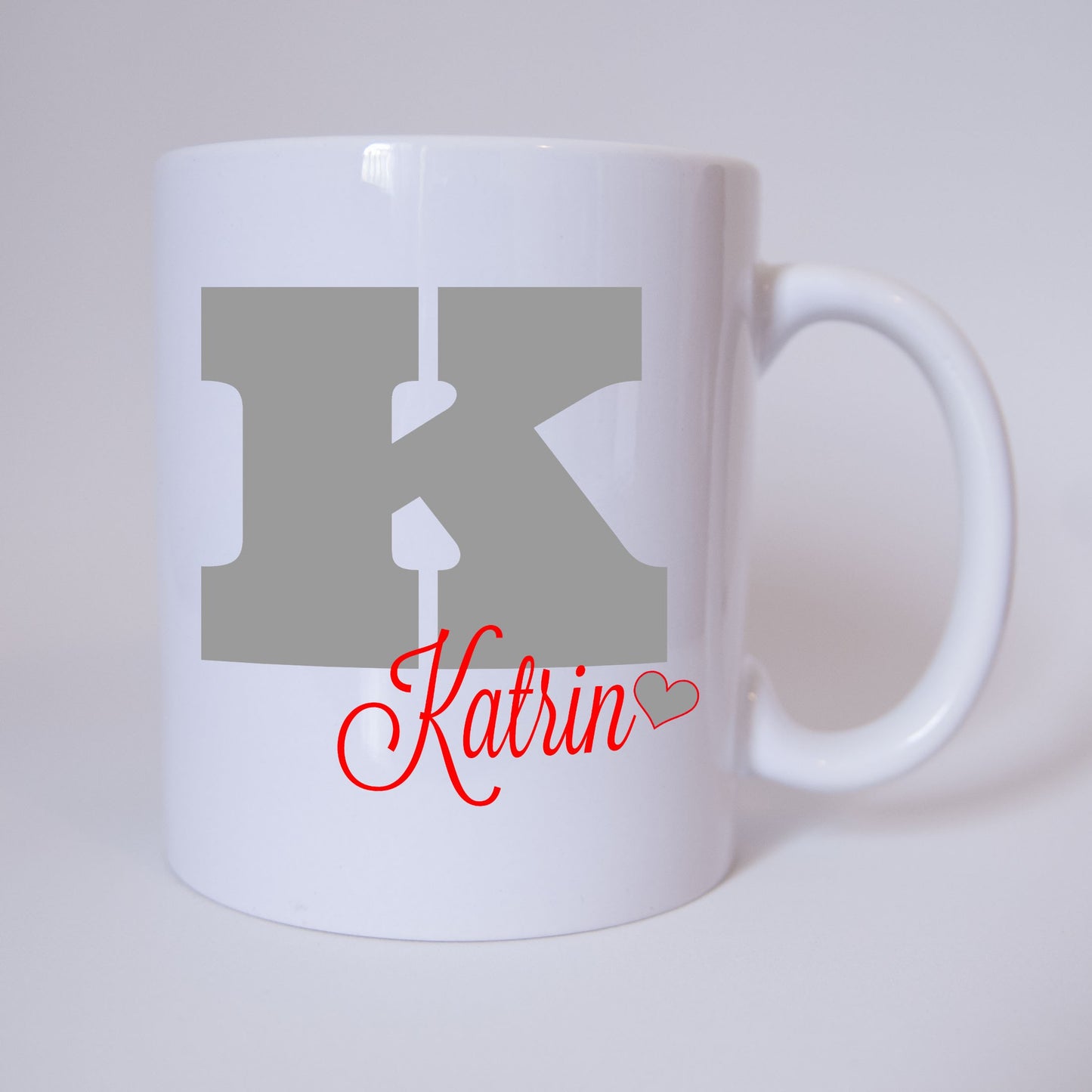 Individuelle Namenstasse Buchstabe K (Grau/Rot)