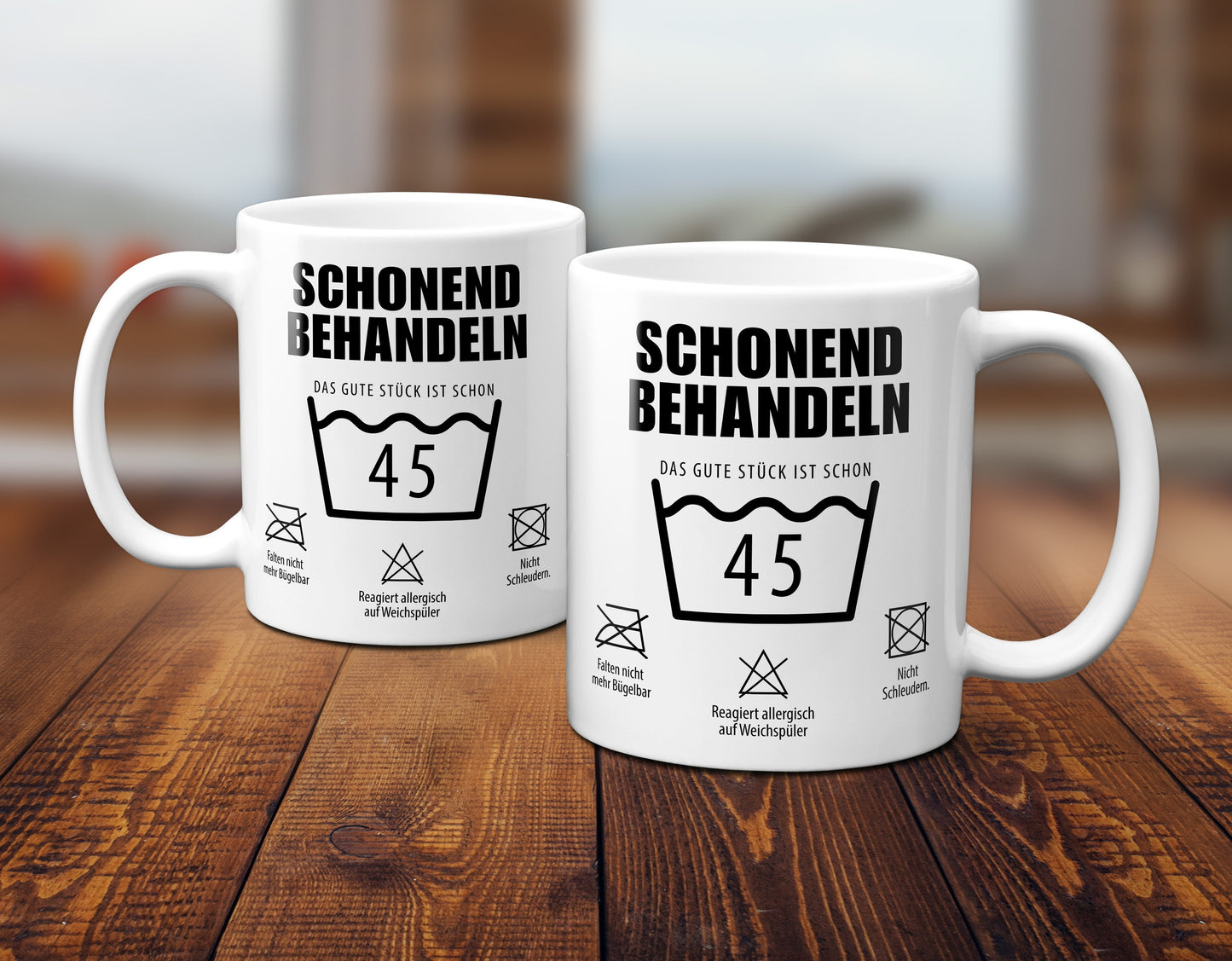 Schonend behandeln. Das gute Stück ist schon 45.